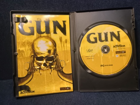 GUN