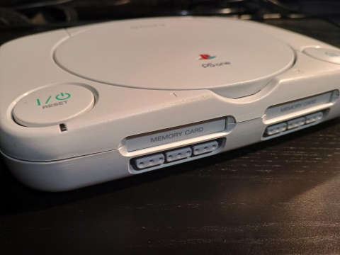 Play Station 1 (PS one) SCPH-102